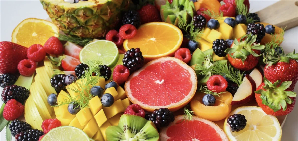 Cani, la frutta fa bene ma non tutta...